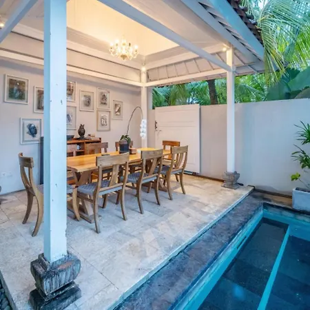 Room & Vespa 4 - Central Seminyak Near Beach-3